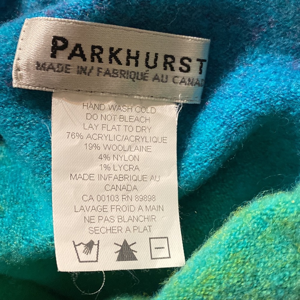 Sweater - Picture 4 of 4